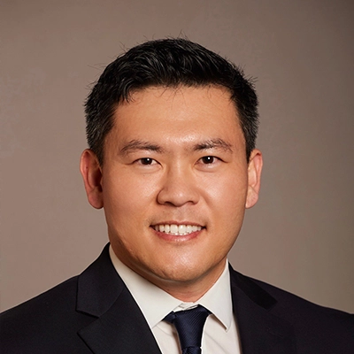 Dentist Topsham ME Dr Hong